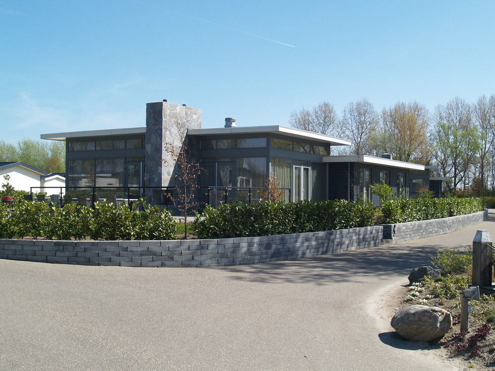 Europarcs De Biesbosch Hotel Willemsdorp Exterior foto